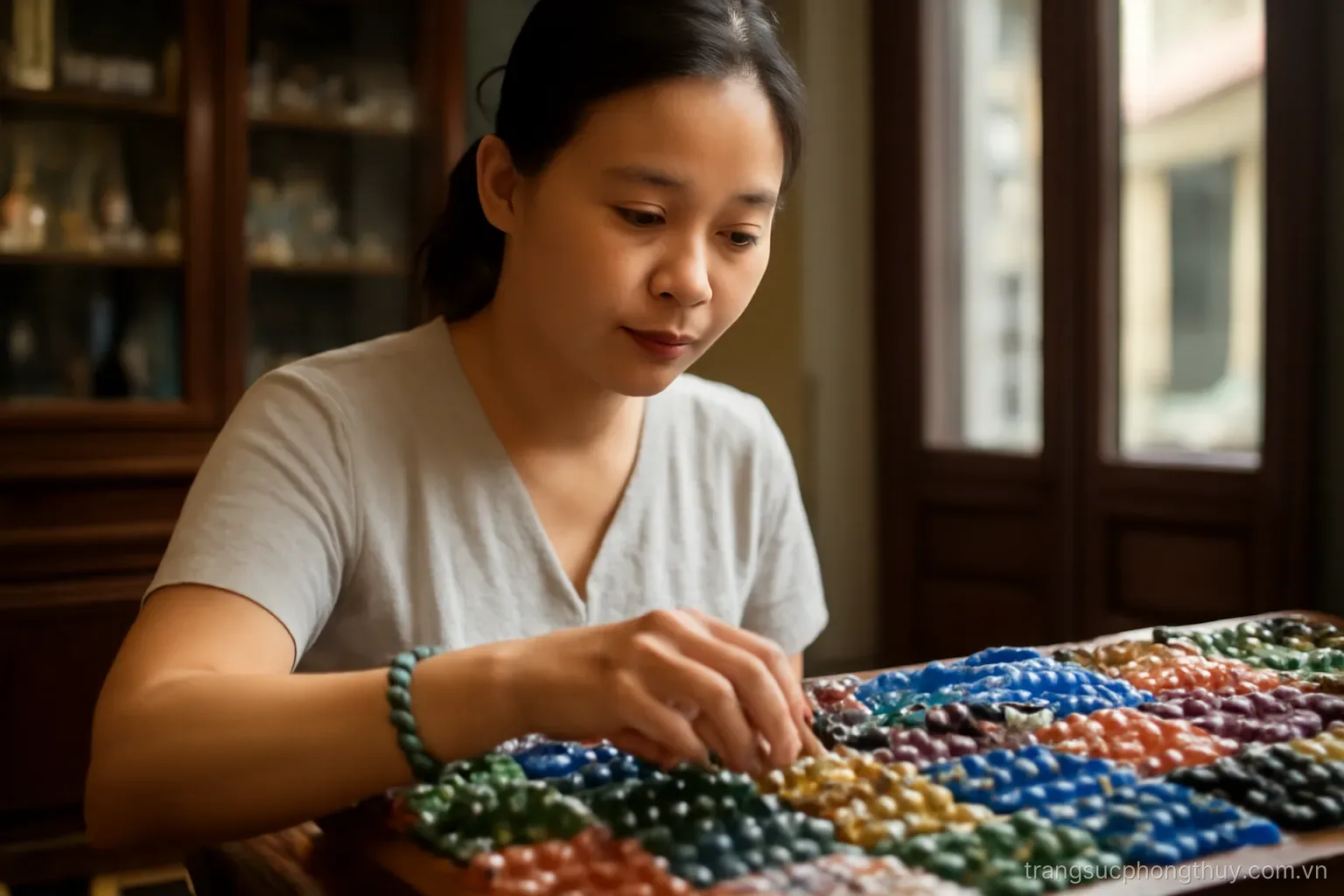 Vòng tay phong thuỷ — chọn và đeo
